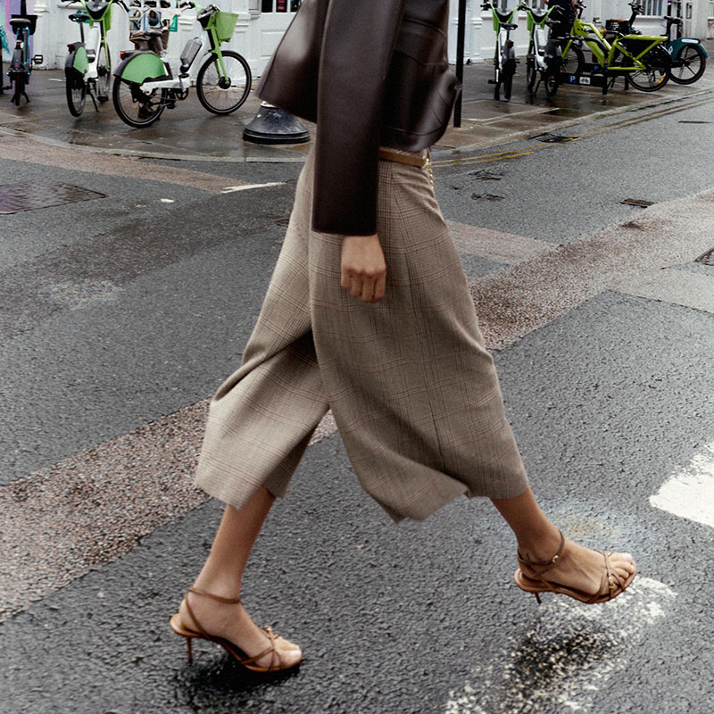 กางเกงขายาวลายสก็อตเอวสูงทรงหล - Ethnic Clothing & Online Fashion Store Khaadi Pk บทวิจารณ์และราคา
